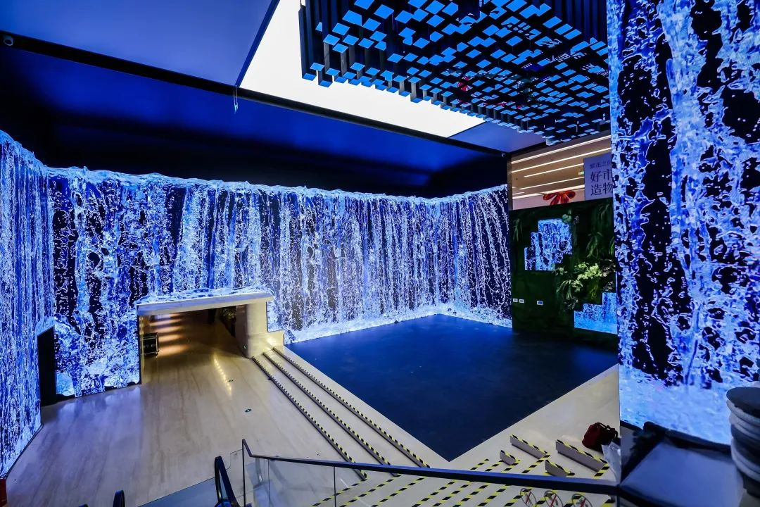 天下首家全高帧 LED 影院—中原平博影戏中心正式完工