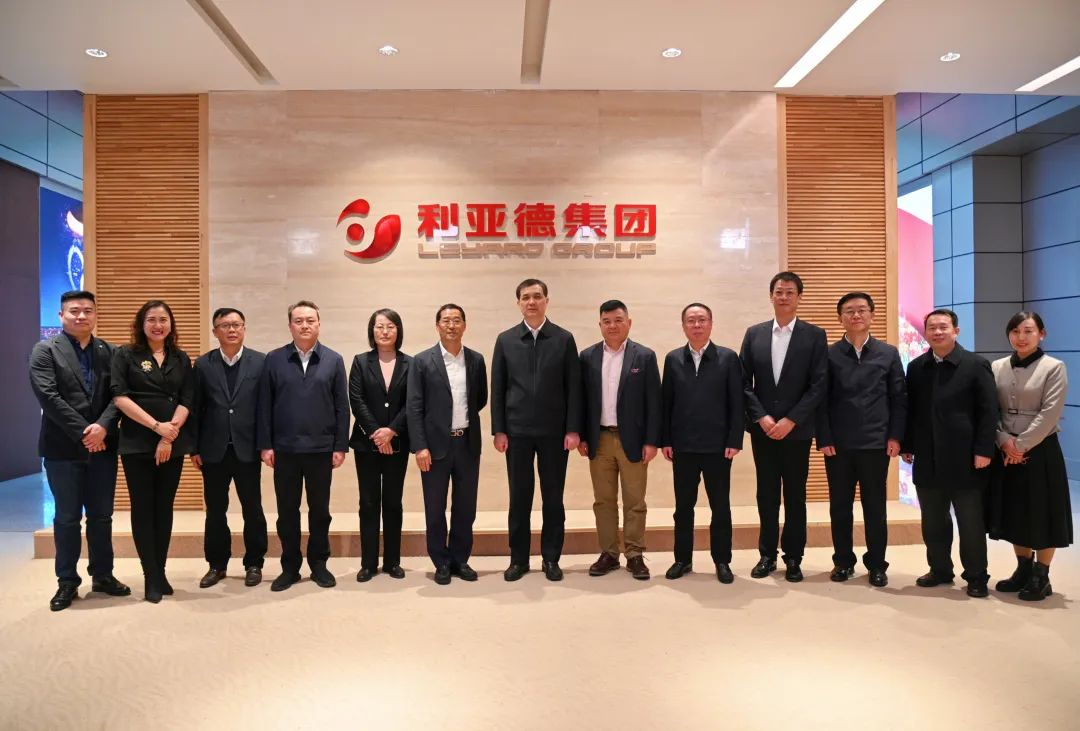 深化政企相助 | 湖南副省长、长沙市长周海兵一行走访平博北京总部